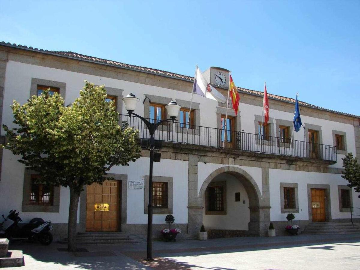 Chalet para Grupos hasta 12 Personas San Martín de Valdeiglesias Bagian luar foto